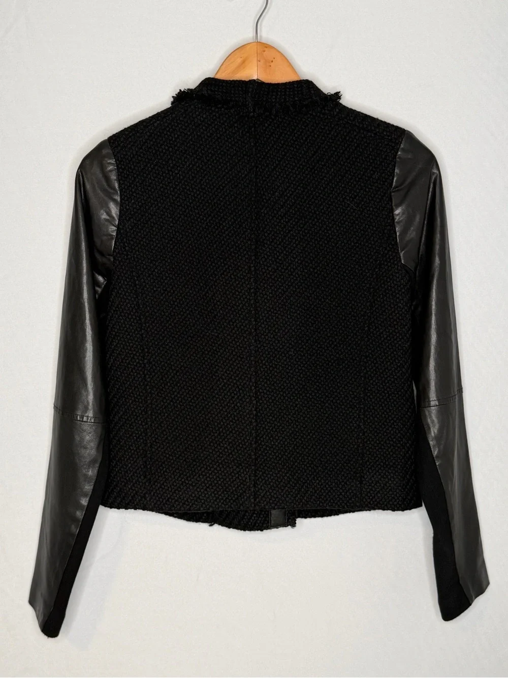 VINCE Black Lamb Leather Wool Boucle Tweed Cropped Moto Jacket. Size XS.